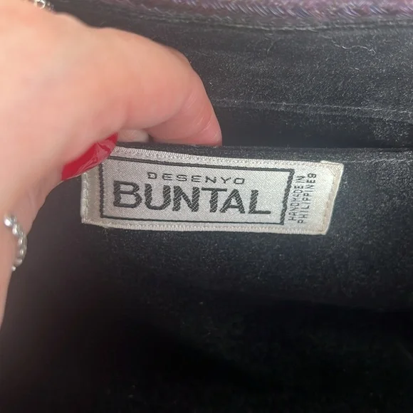 Desenyo Buntal hard form mini clutch handbag purple w/gold color accents - Picture 7 of 13